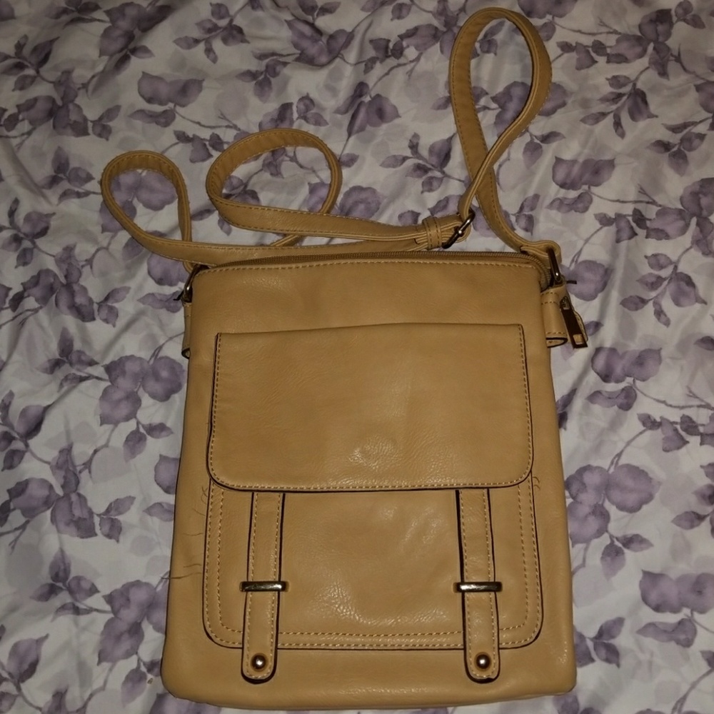 Leather crossbody bag